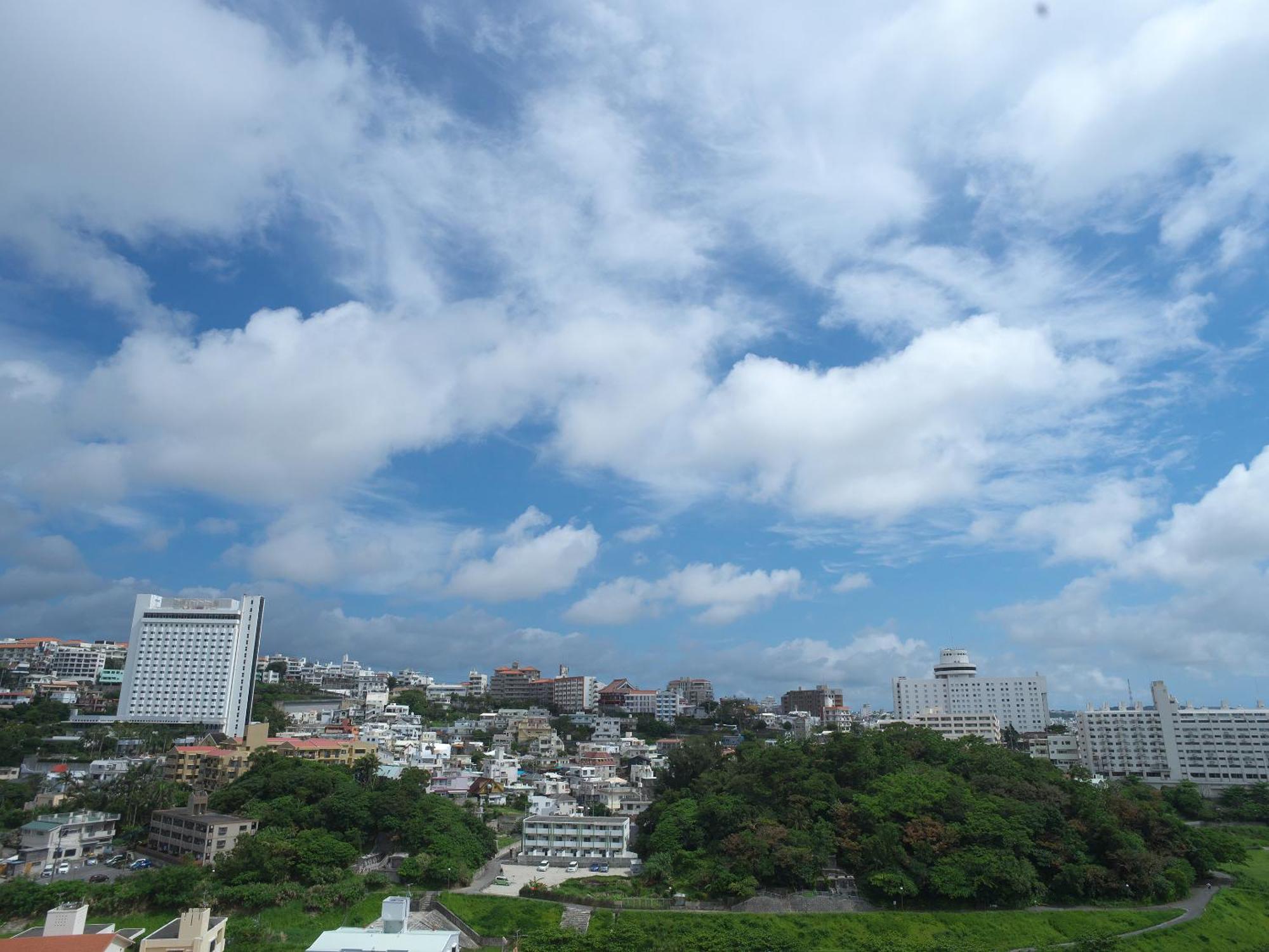 Cozy Stay In Naha Buitenkant foto