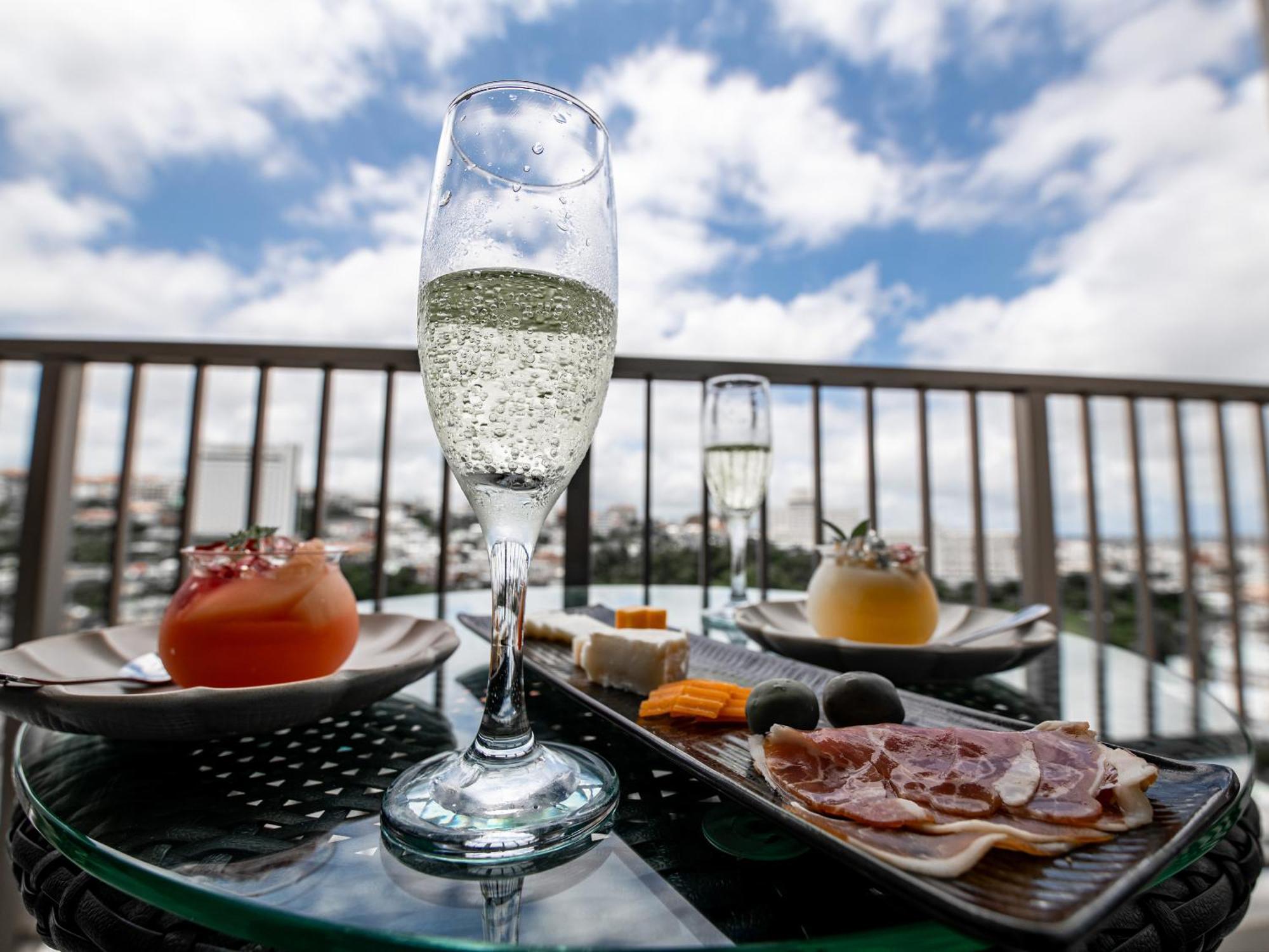 Cozy Stay In Naha Buitenkant foto
